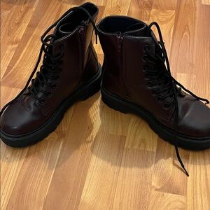 Qupid Burgundy Lace-Up Combat Boots Size 39 US 8.5